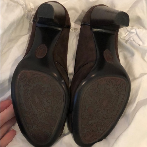 *NEVER WORN* Sofft Heels - Picture 4 of 4